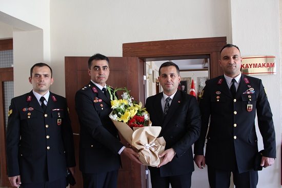 İlçe Jandarma Komutanlığı Kaymakamımız Sayın Yasin ŞAHİN'e Ziyaret Gerçekleştirdi